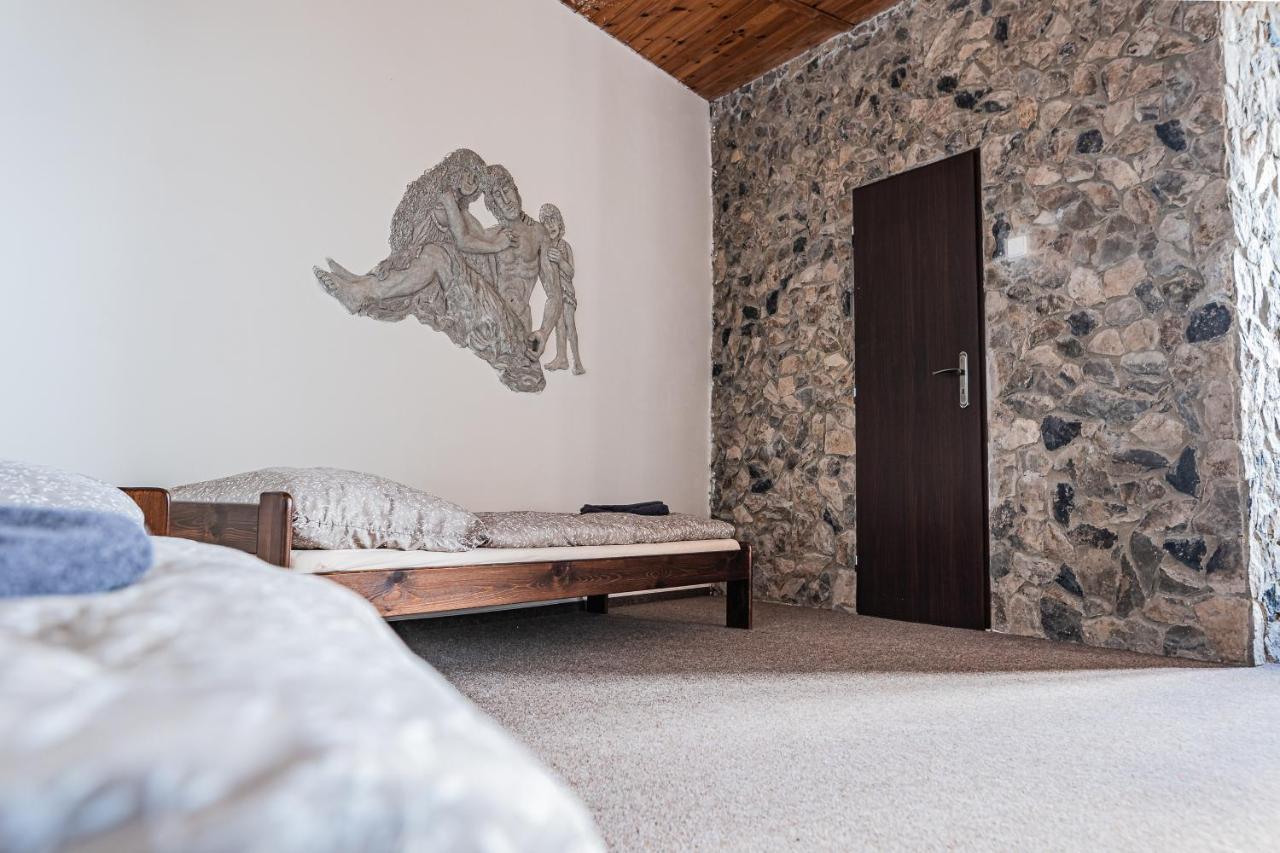 Penzion Hrad Doubravka Cieplice Zewnętrze zdjęcie