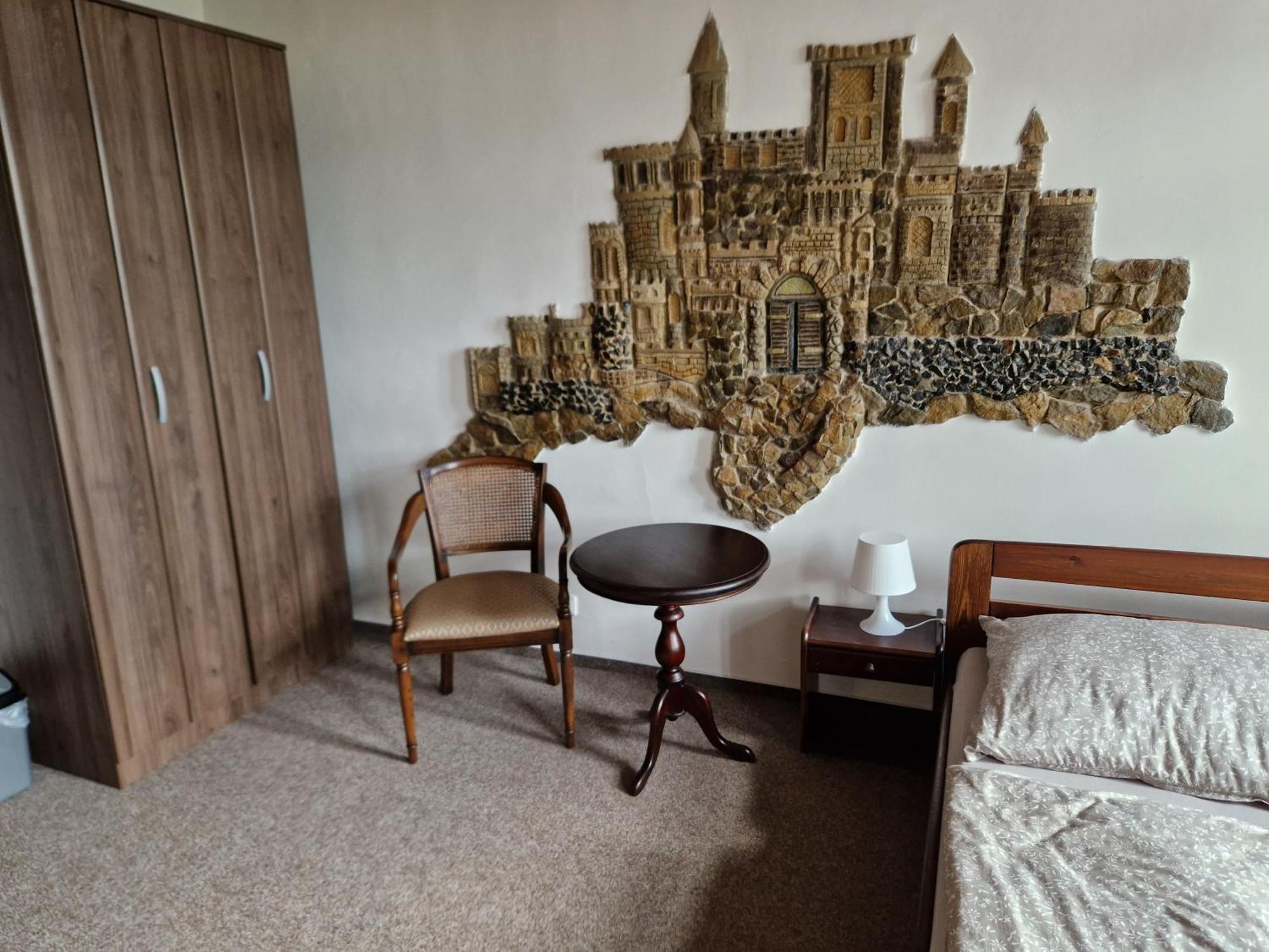 Penzion Hrad Doubravka Cieplice Zewnętrze zdjęcie